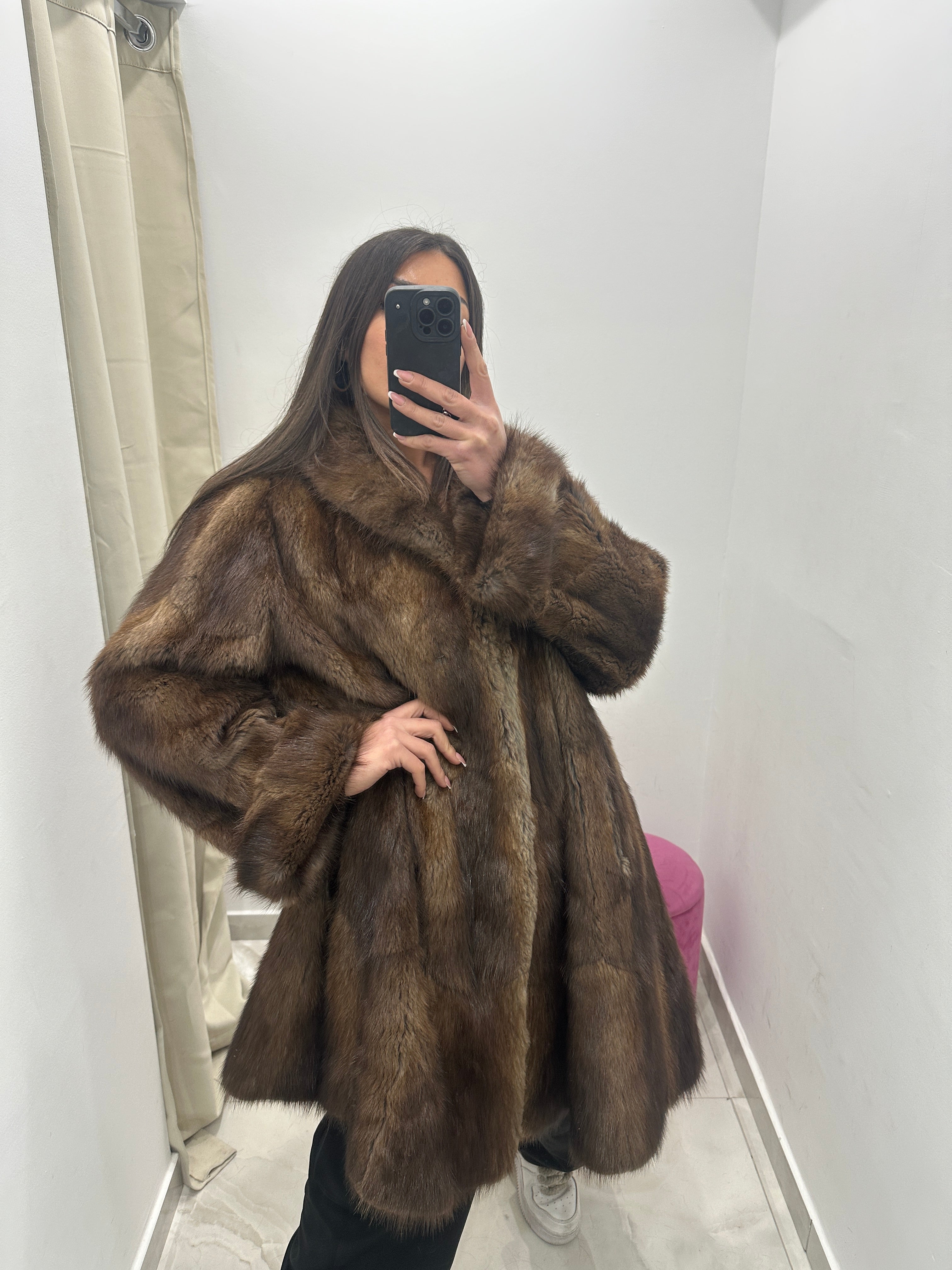 Pelliccia vera vintage marrone chiaro