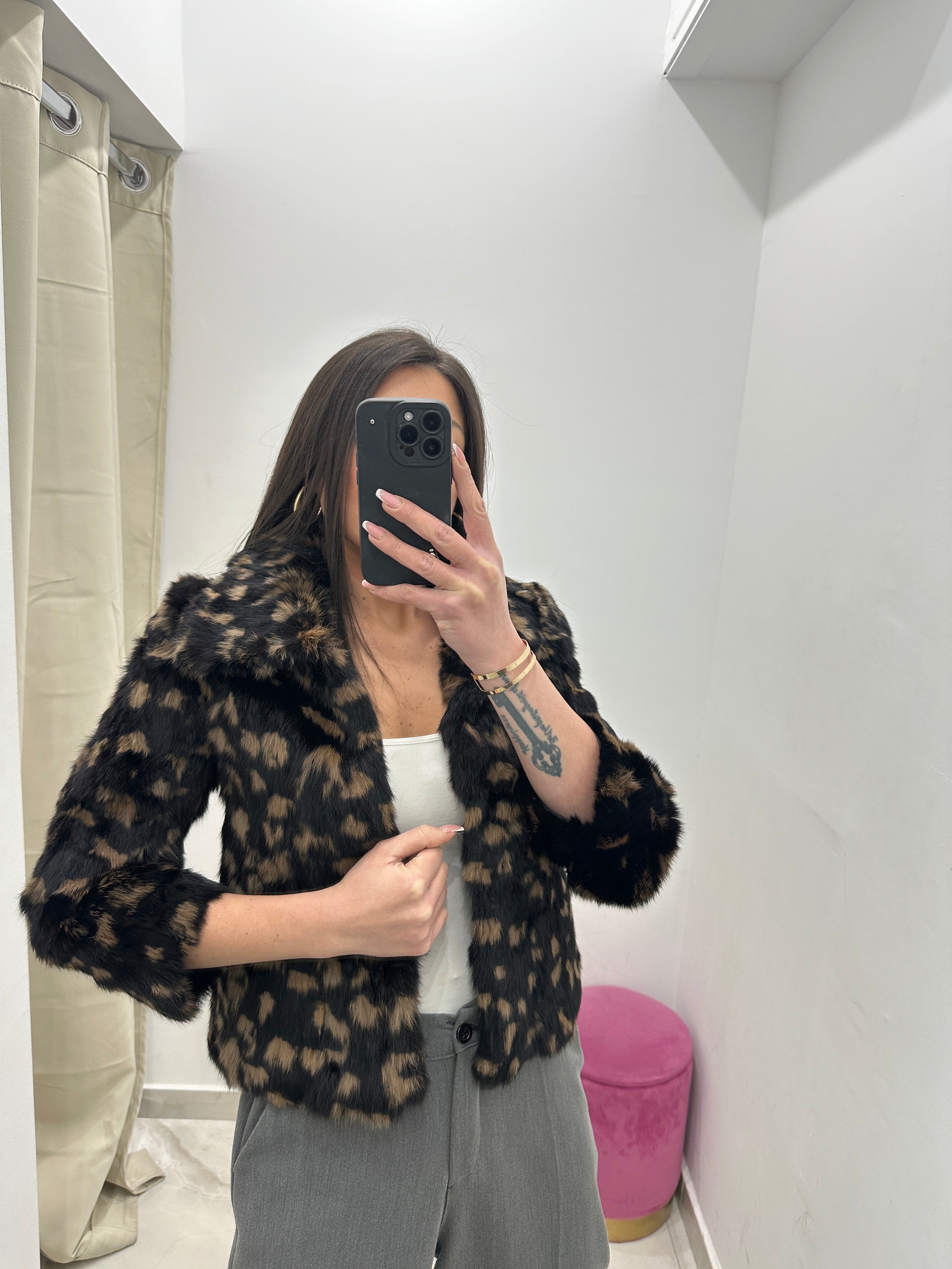 Pelliccia vera vintage in promo animalier