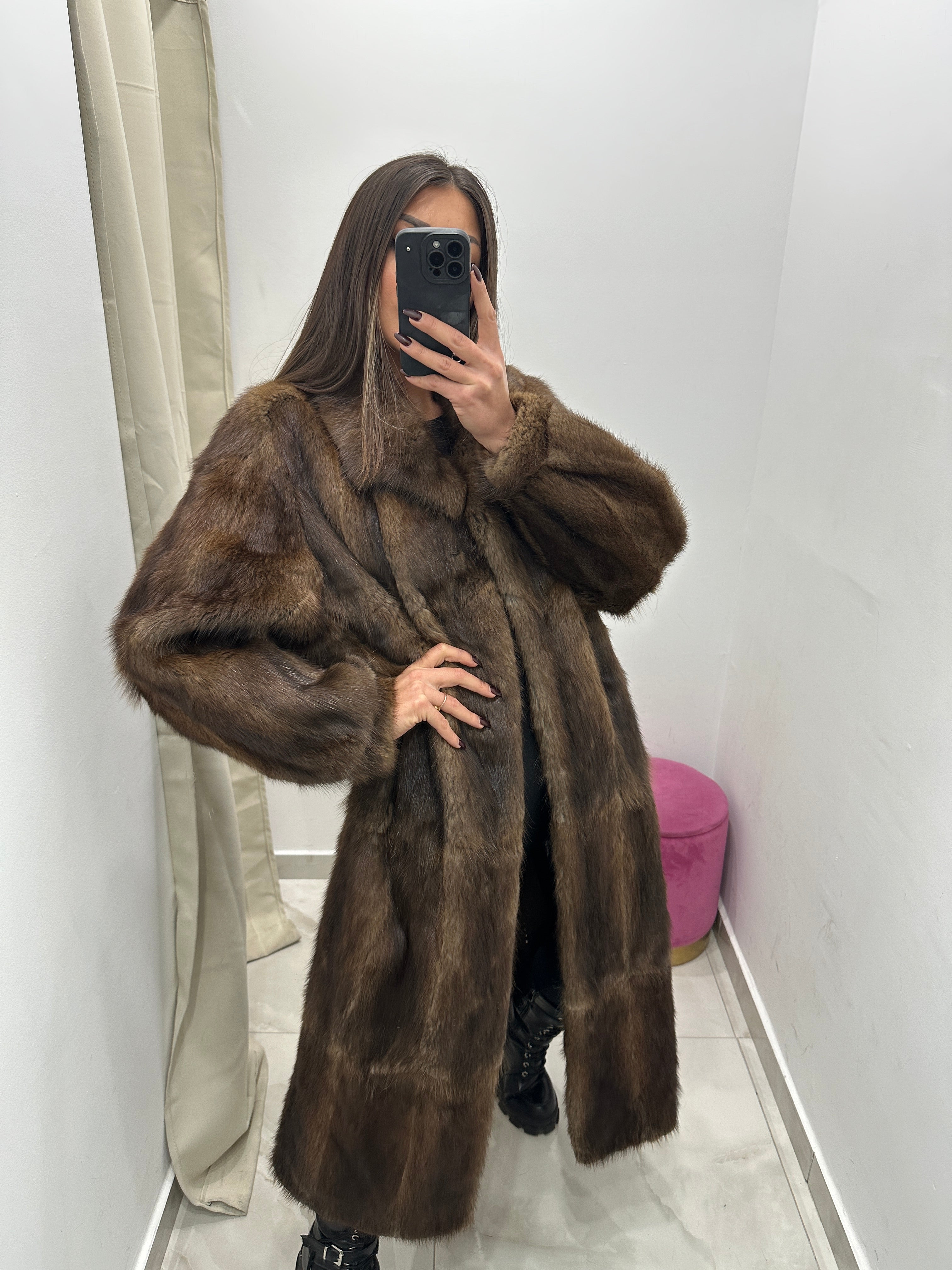 Pelliccia vera vintage marrone chiaro lunga