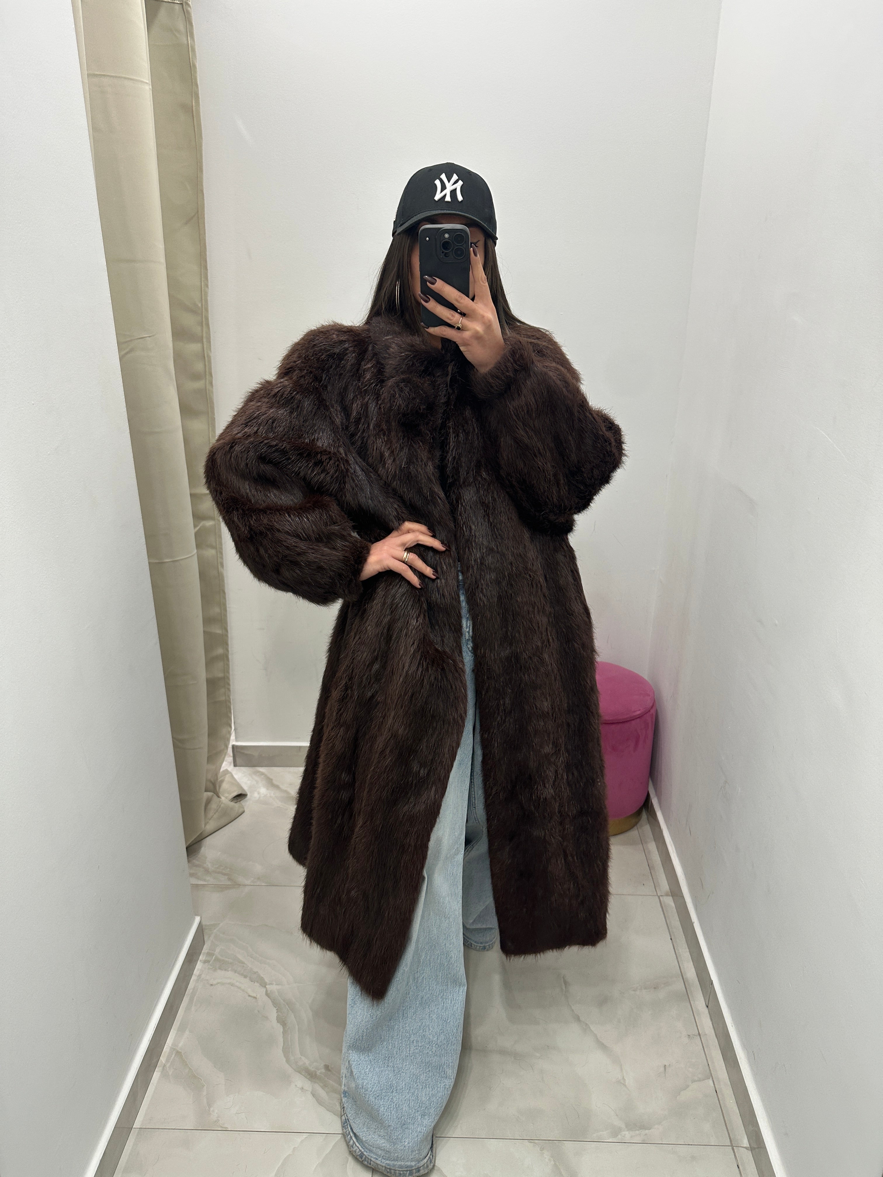 Pelliccia vera vintage marrone scuro lunga