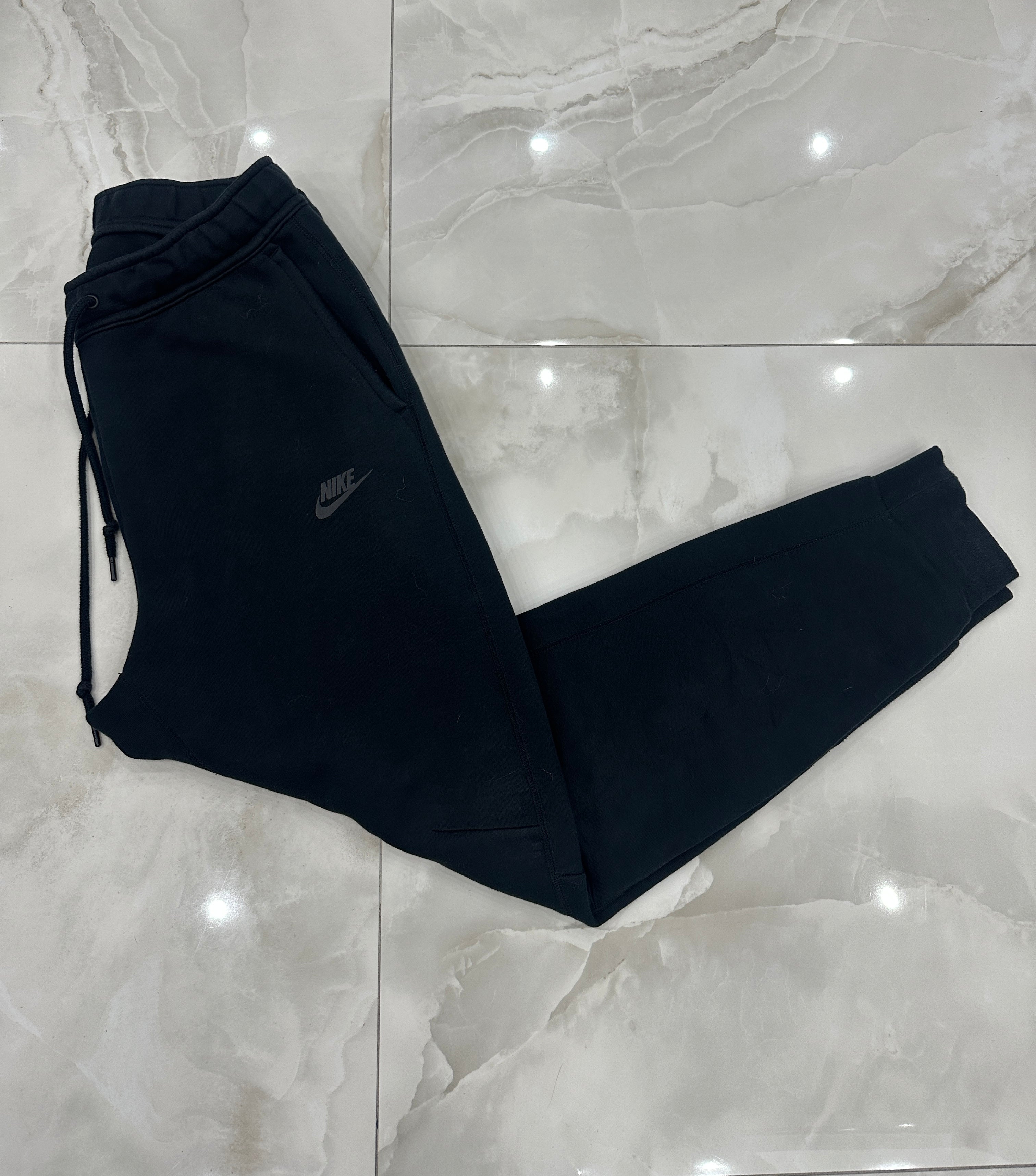 Pantatuta vintage nero