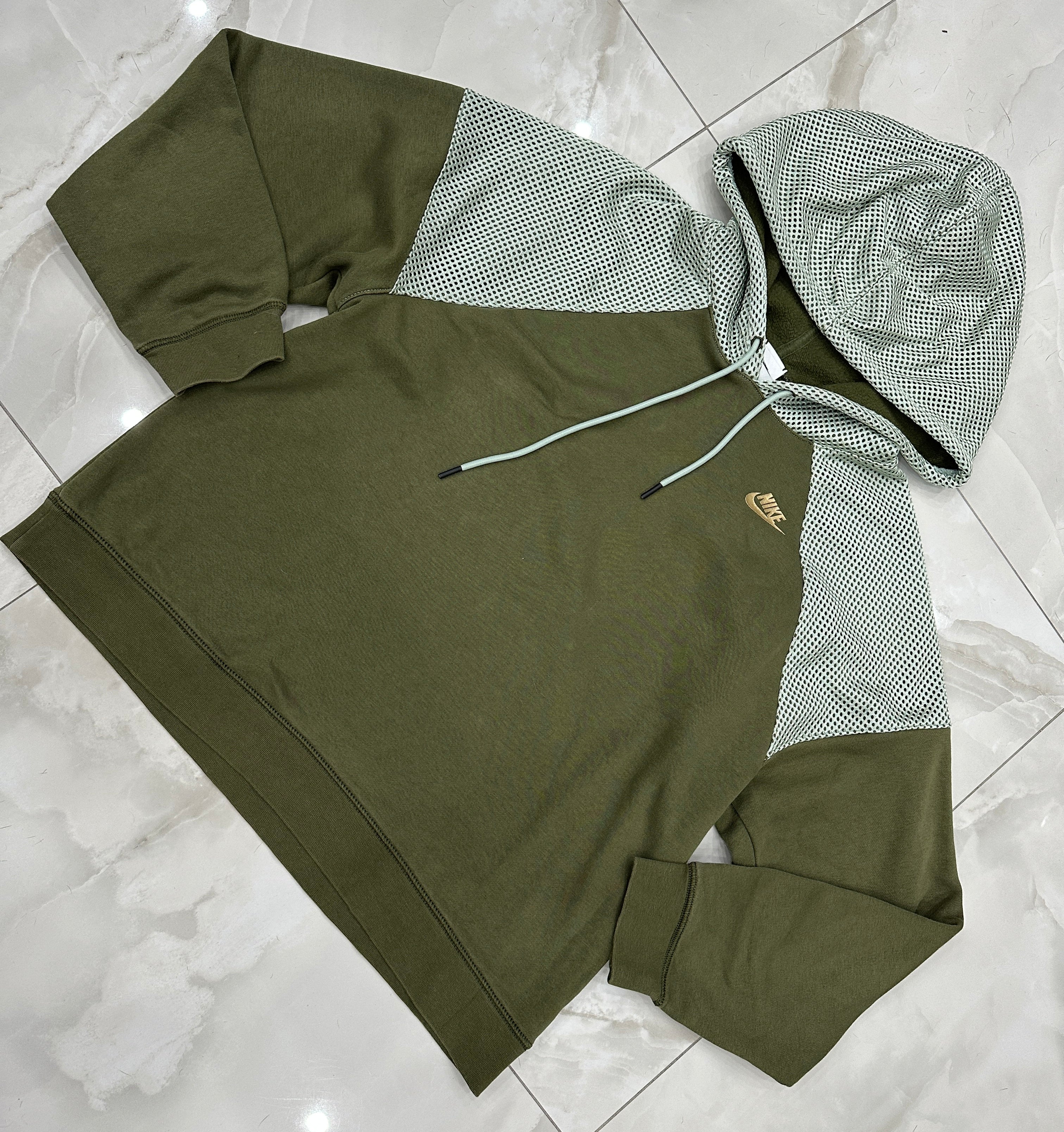 Felpa vintage verde con cappuccio