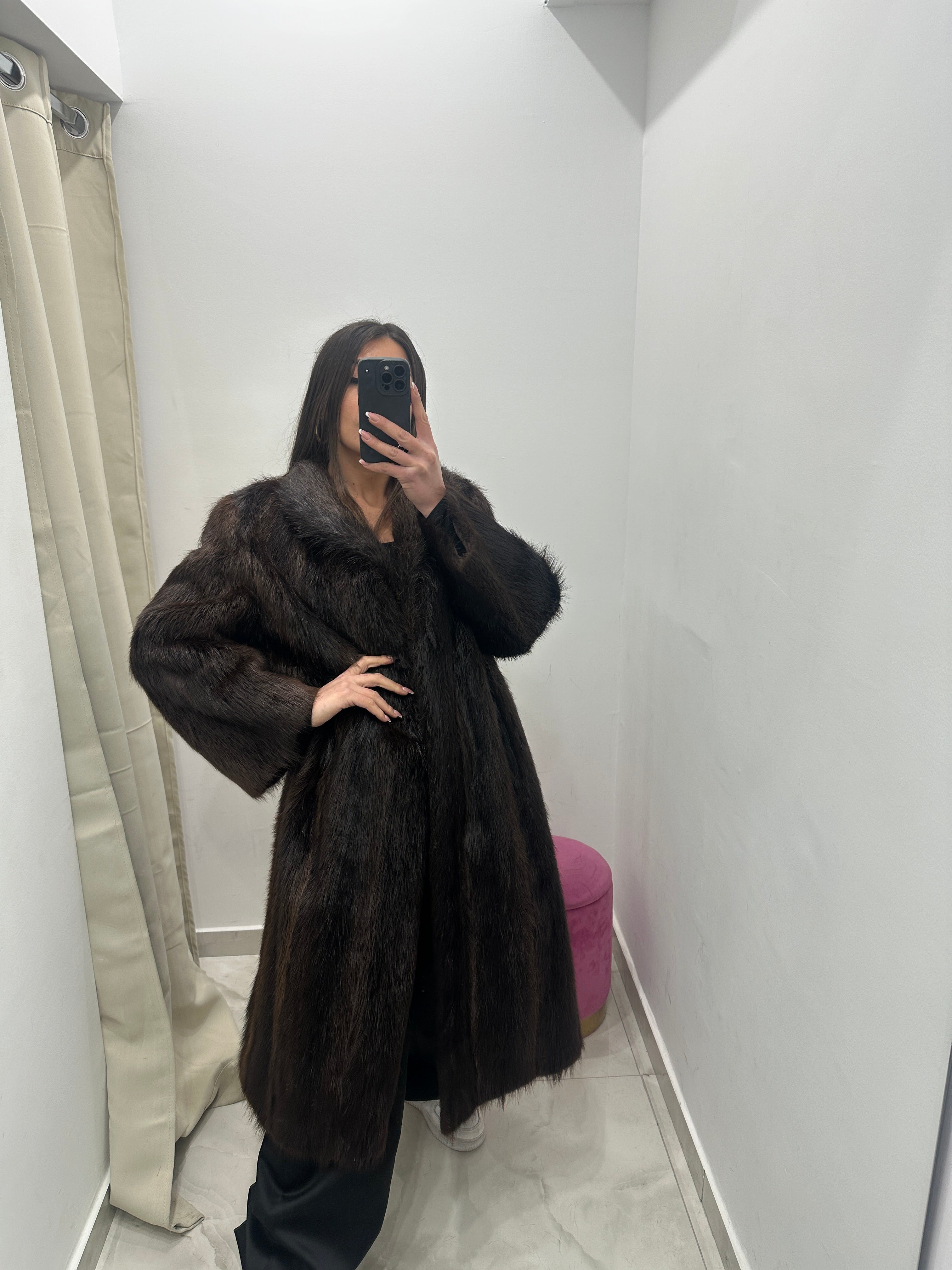 Pelliccia vera vintage marrone scuro lunga