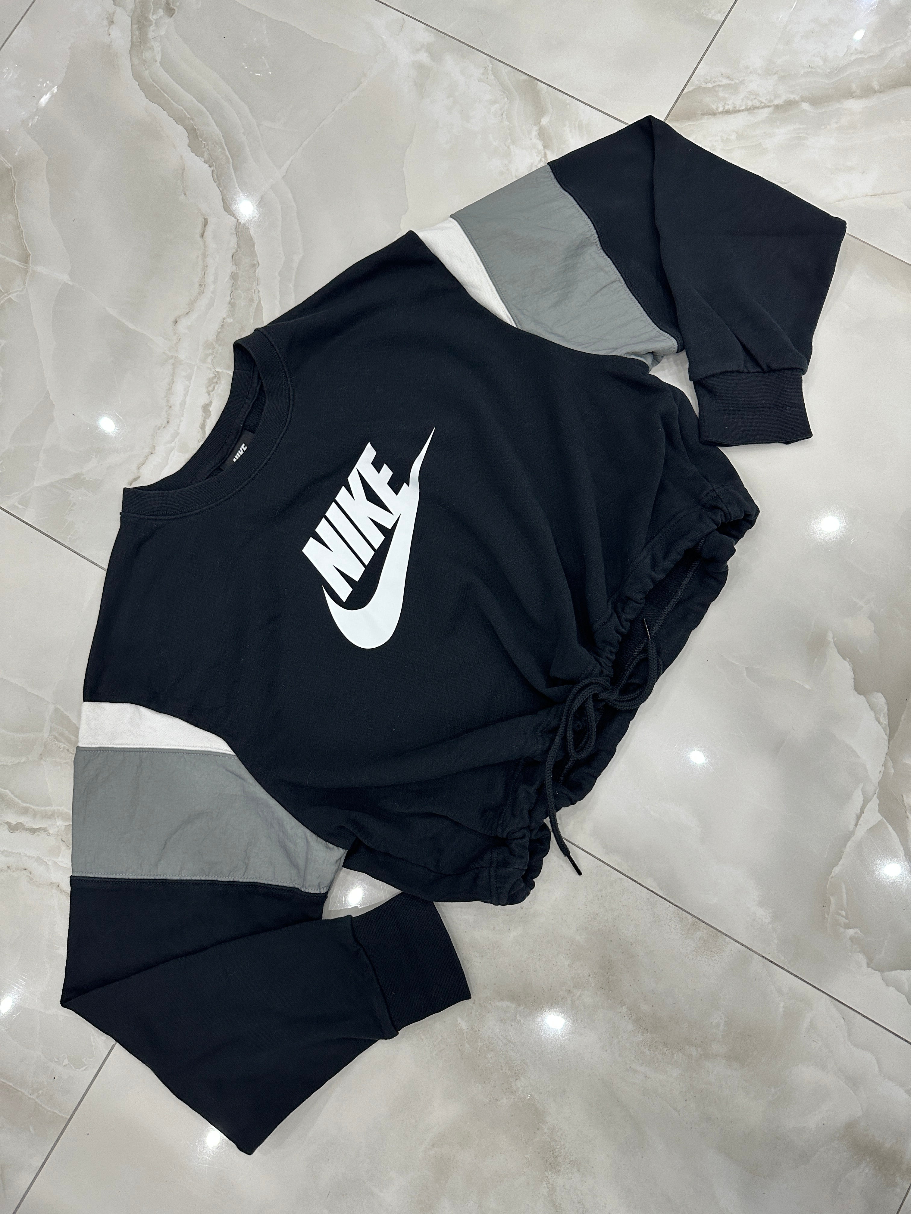 Felpa vintage nera crop