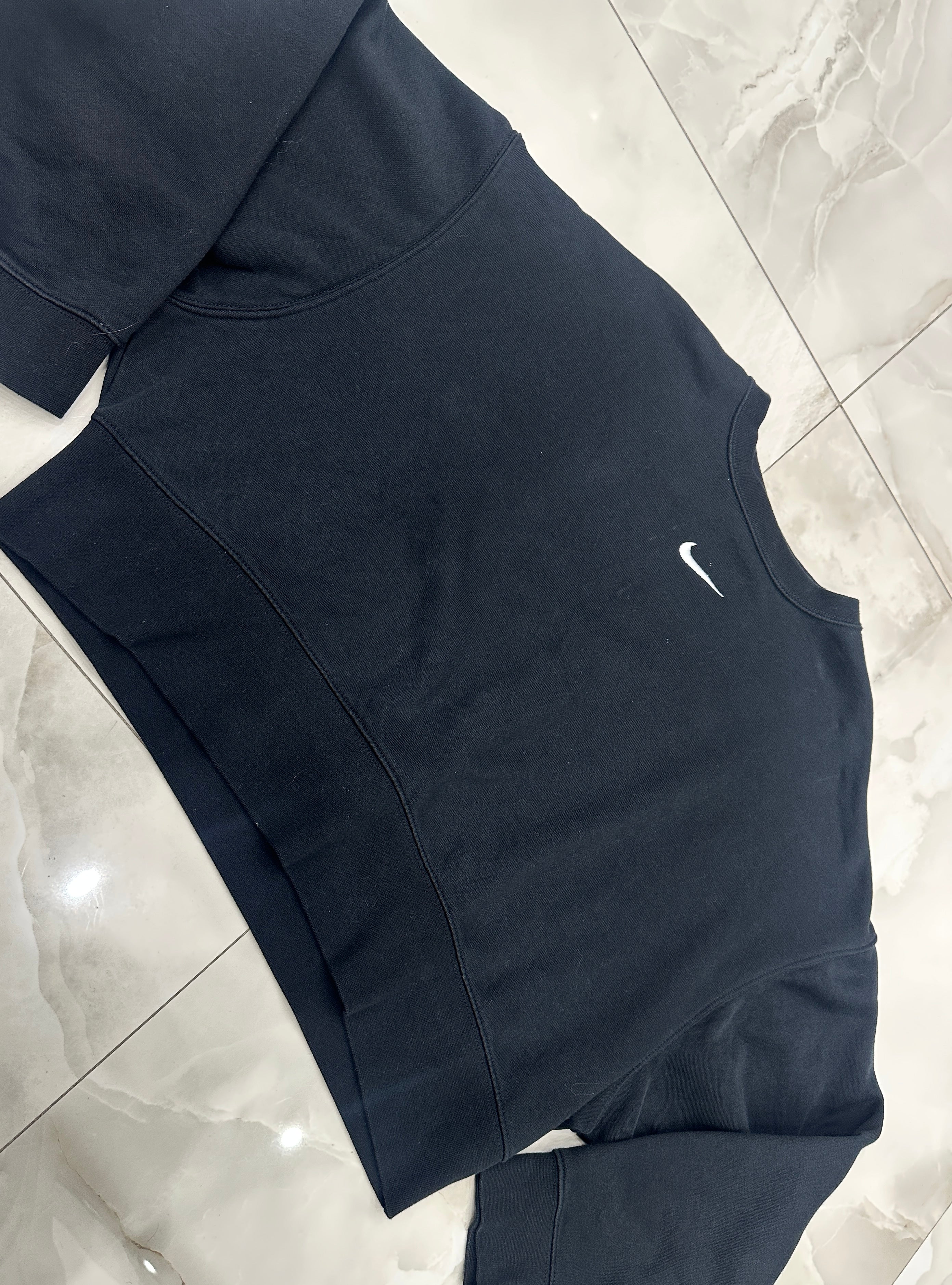 Felpa vintage nera crop