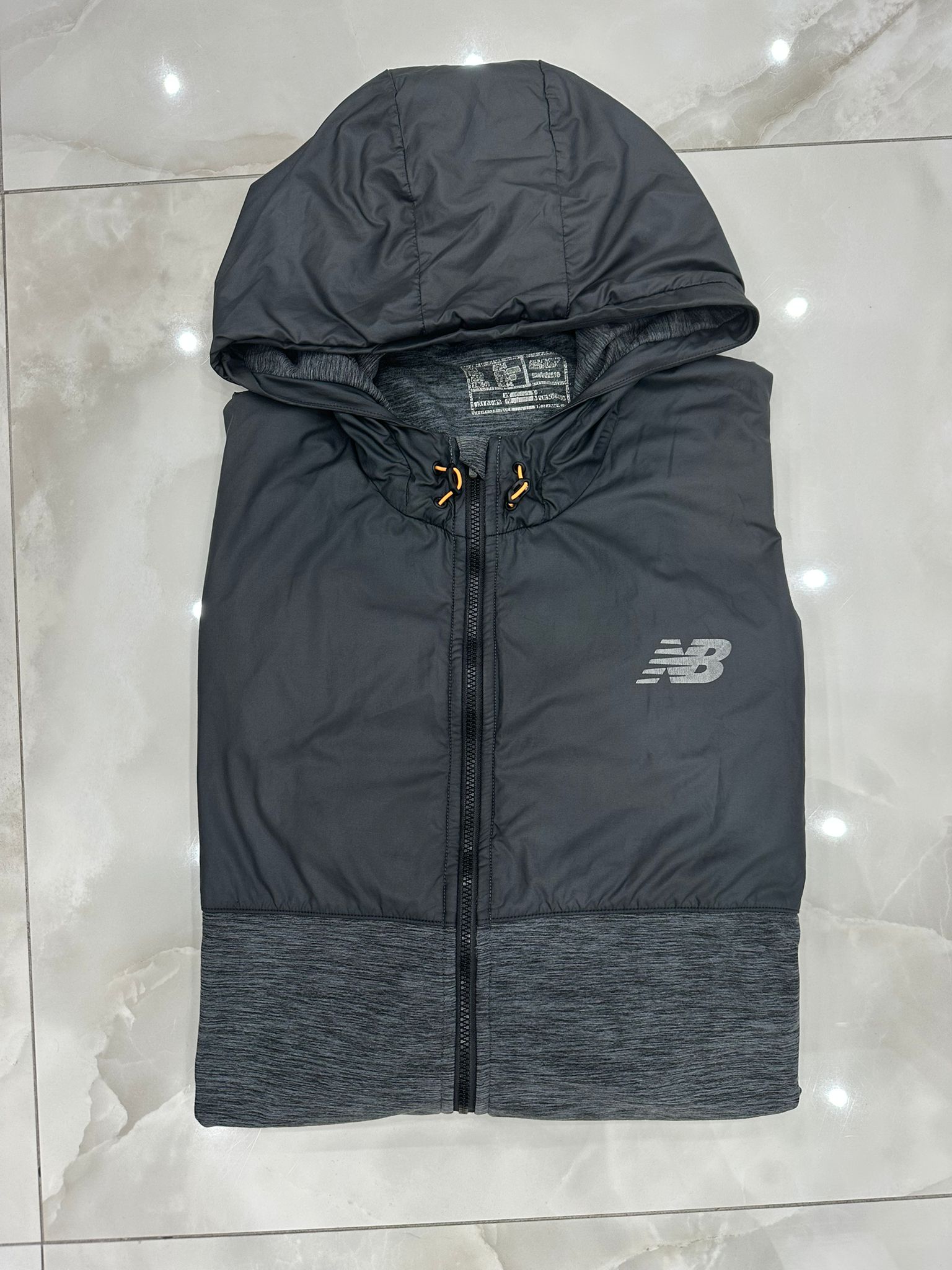 Felpa vintage con zip grigio con cappuccio