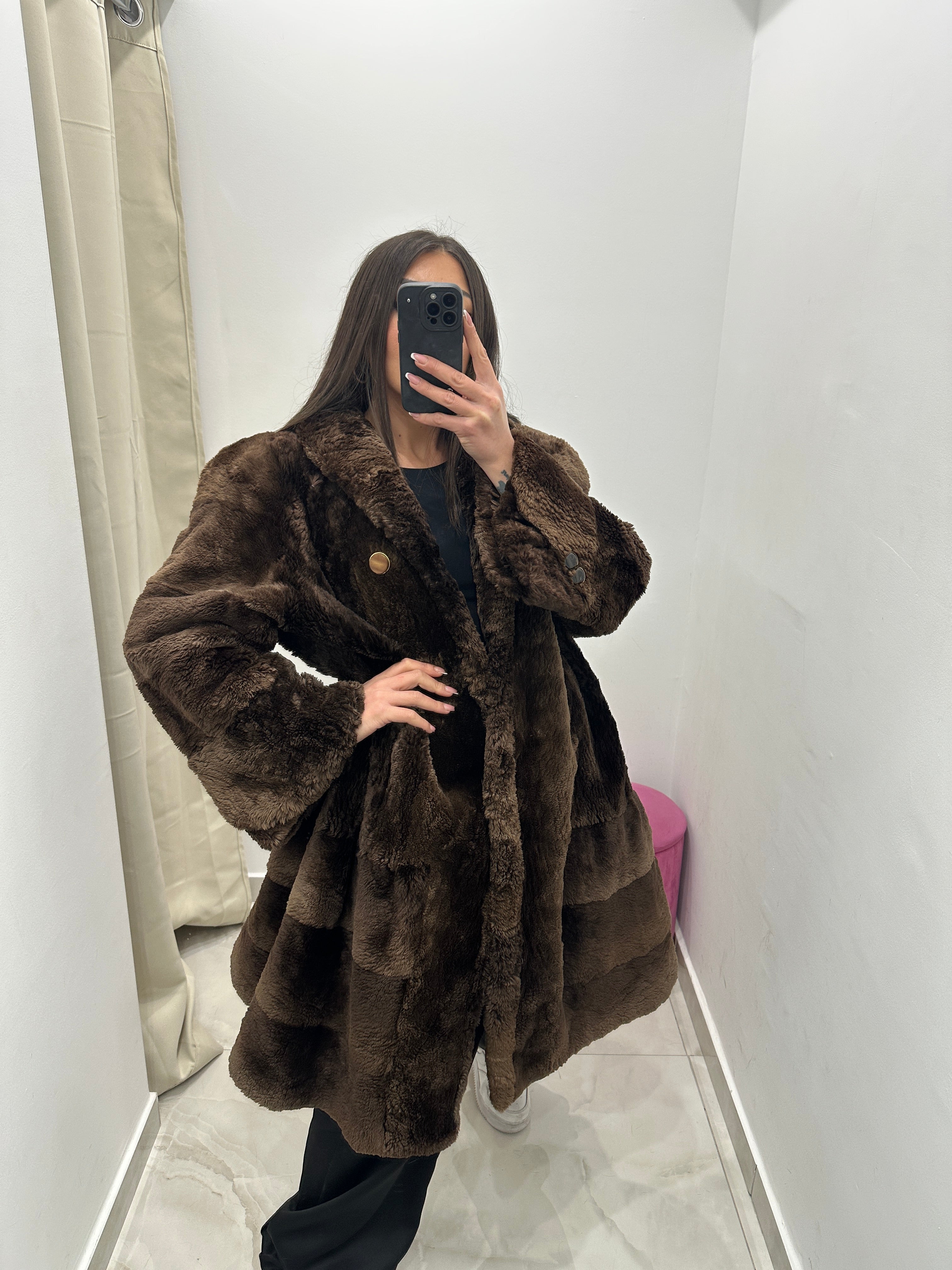 Pelliccia vera vintage marrone scuro lunga