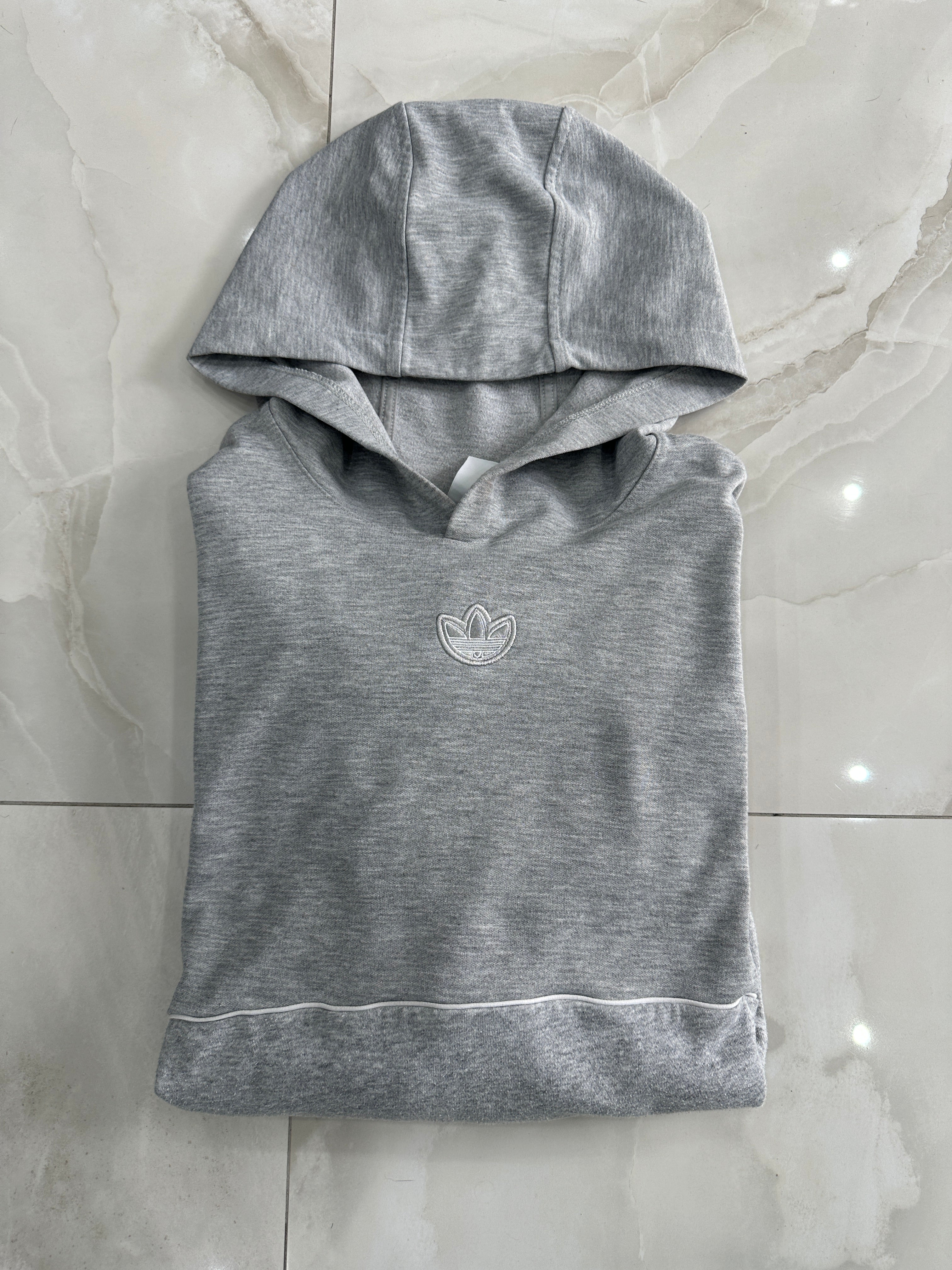 Felpa vintage grigia con cappuccio