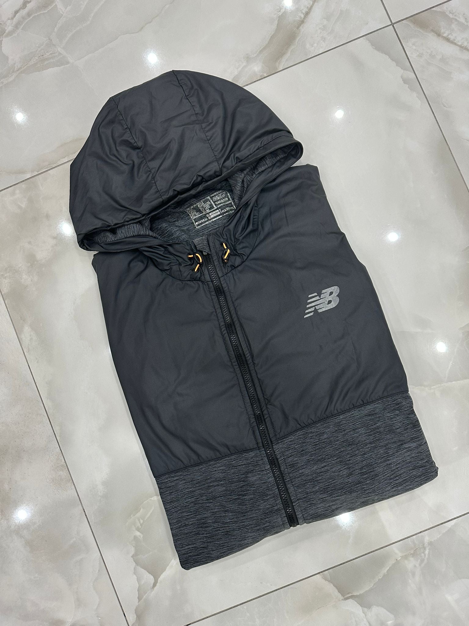 Felpa vintage con zip grigio con cappuccio