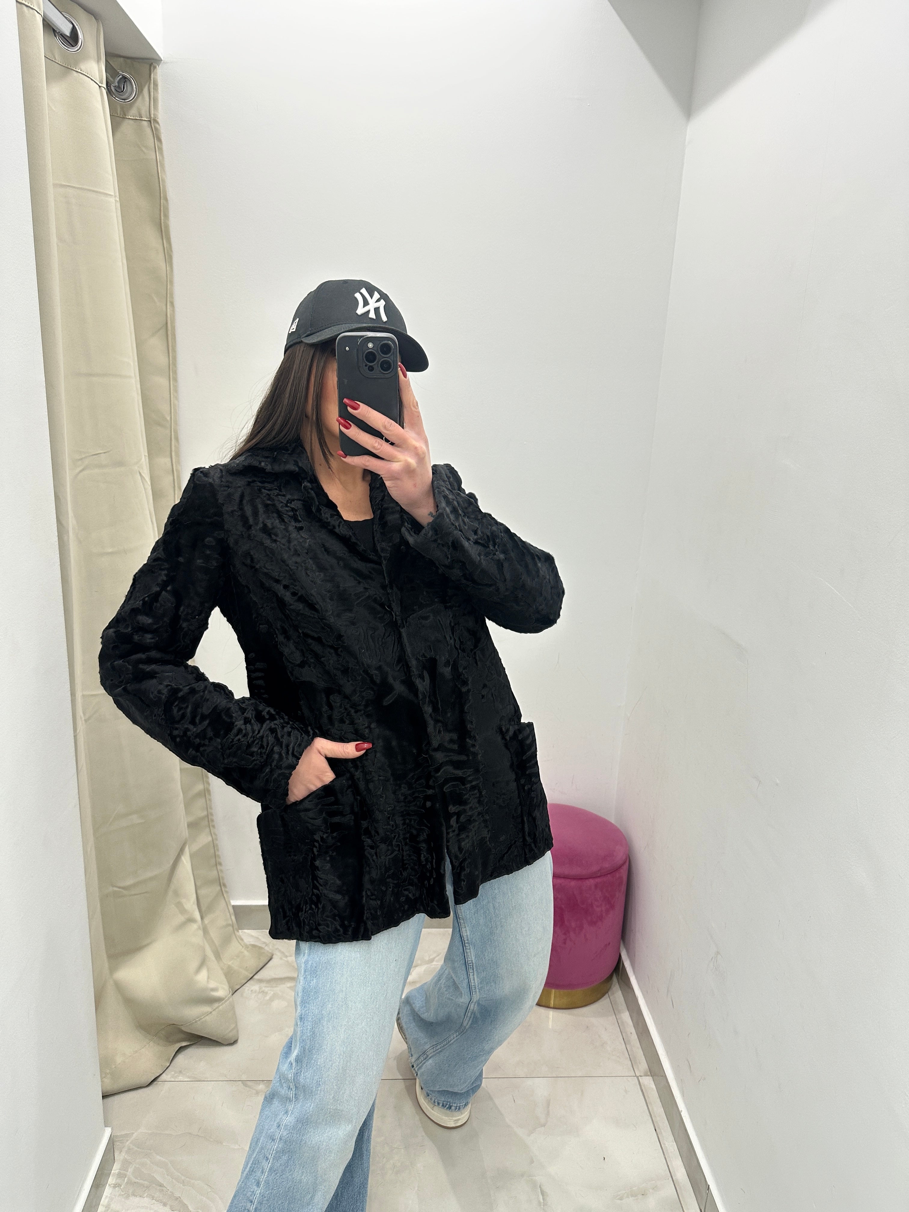 Pelliccia vera vintage in promo nera