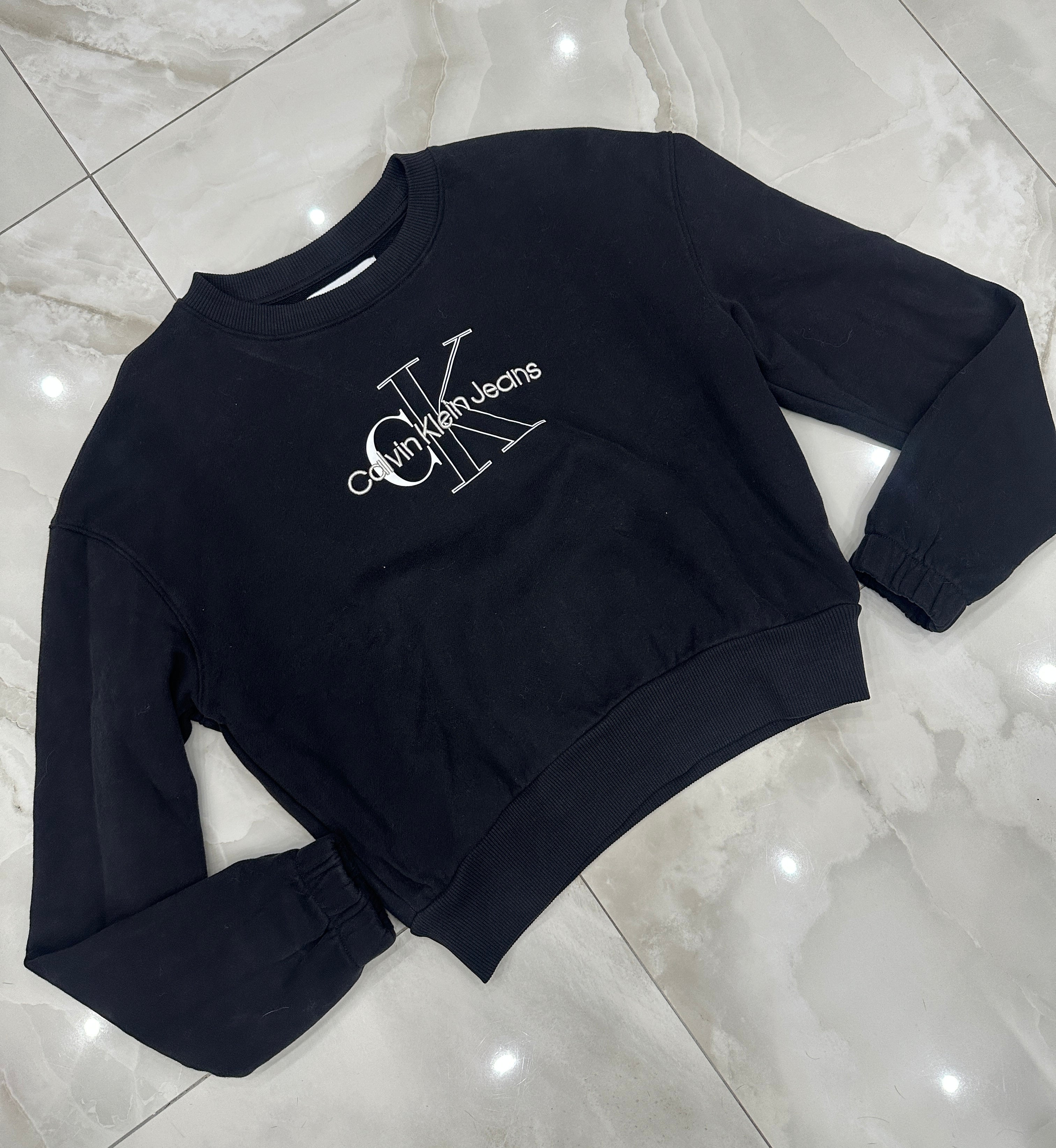 Felpa vintage nera crop