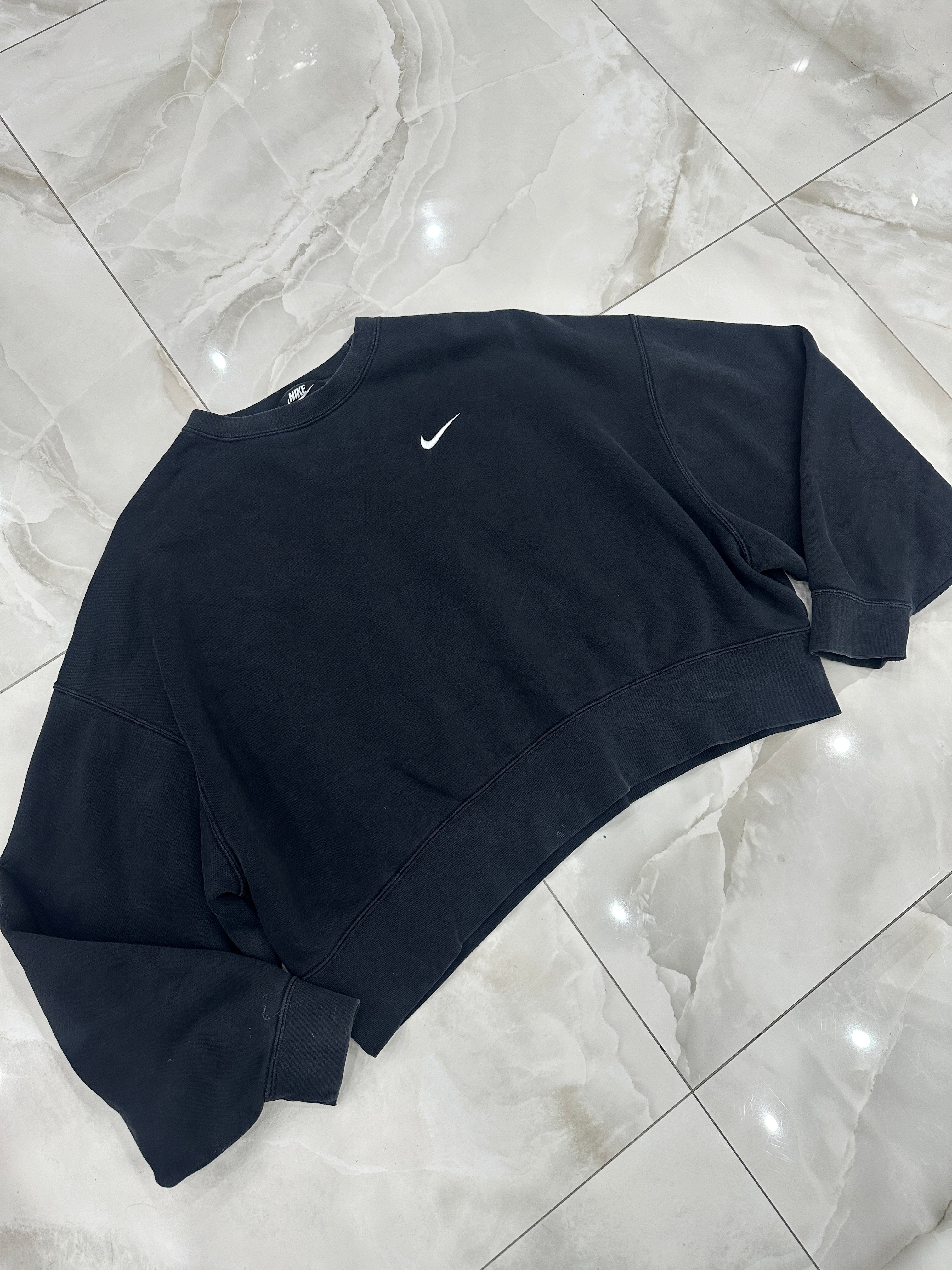 Felpa vintage nera crop