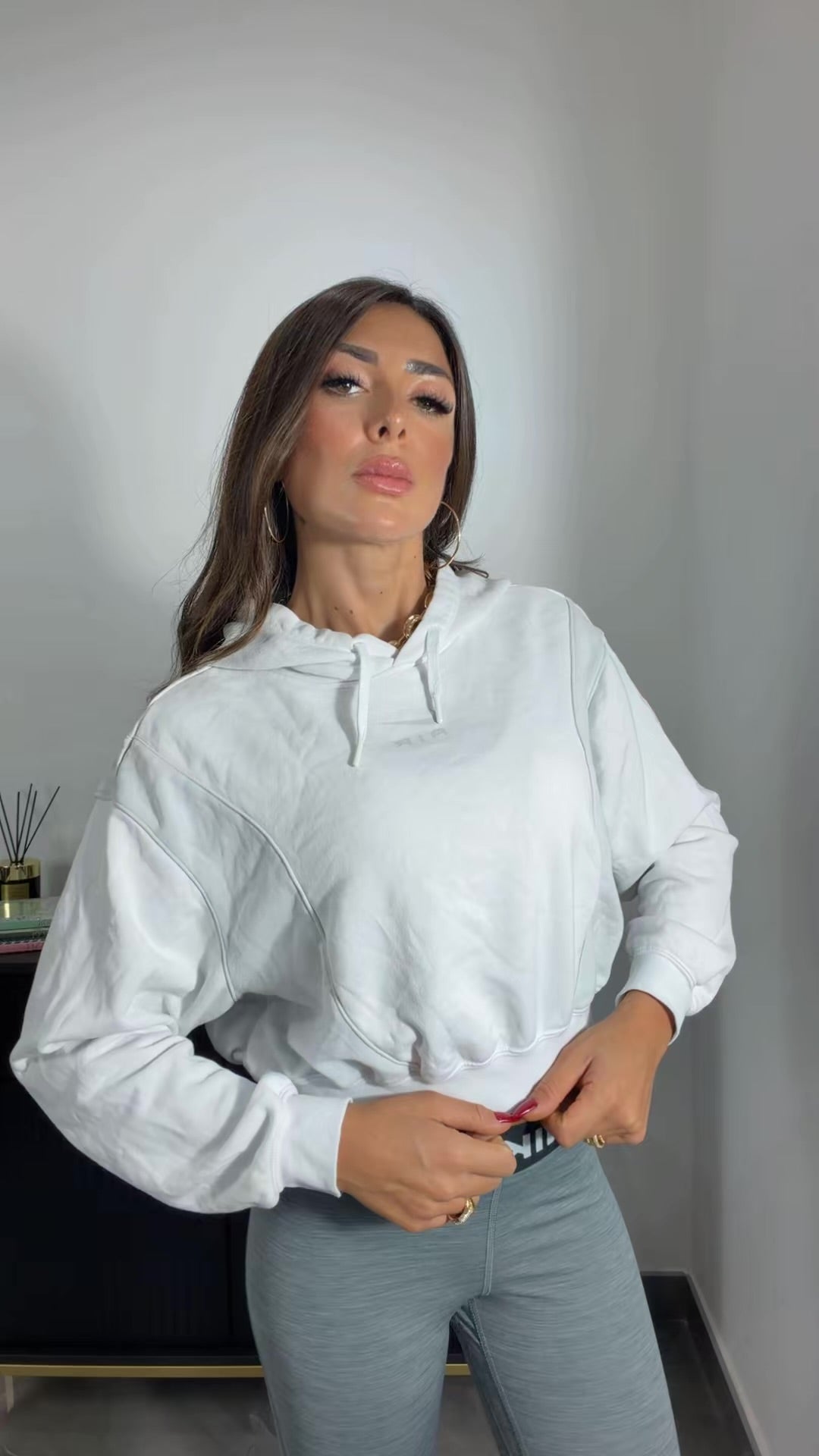 Felpa vintage sportivo bianca e grigia