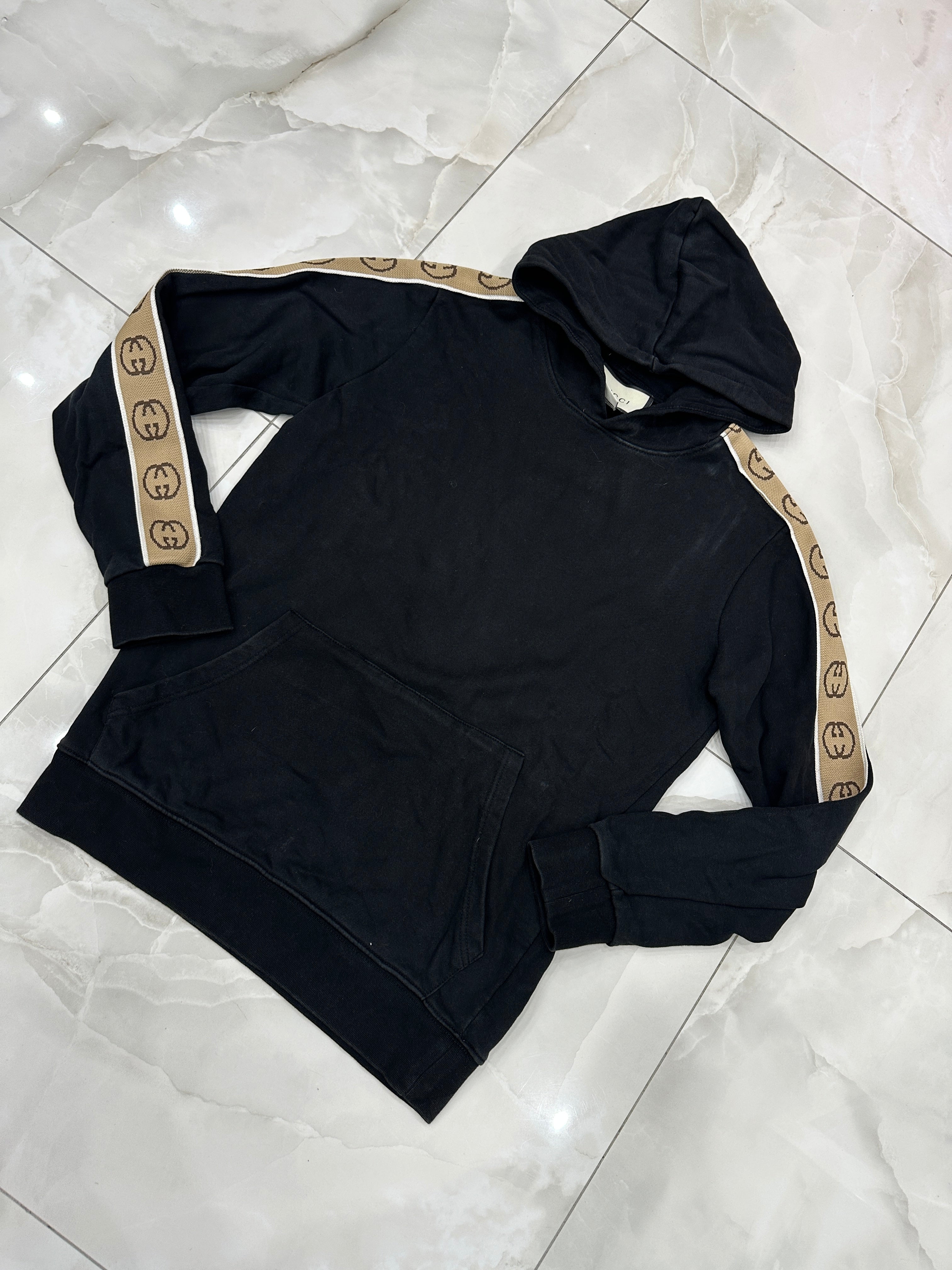 Felpa vintage firmato nero con cappuccio