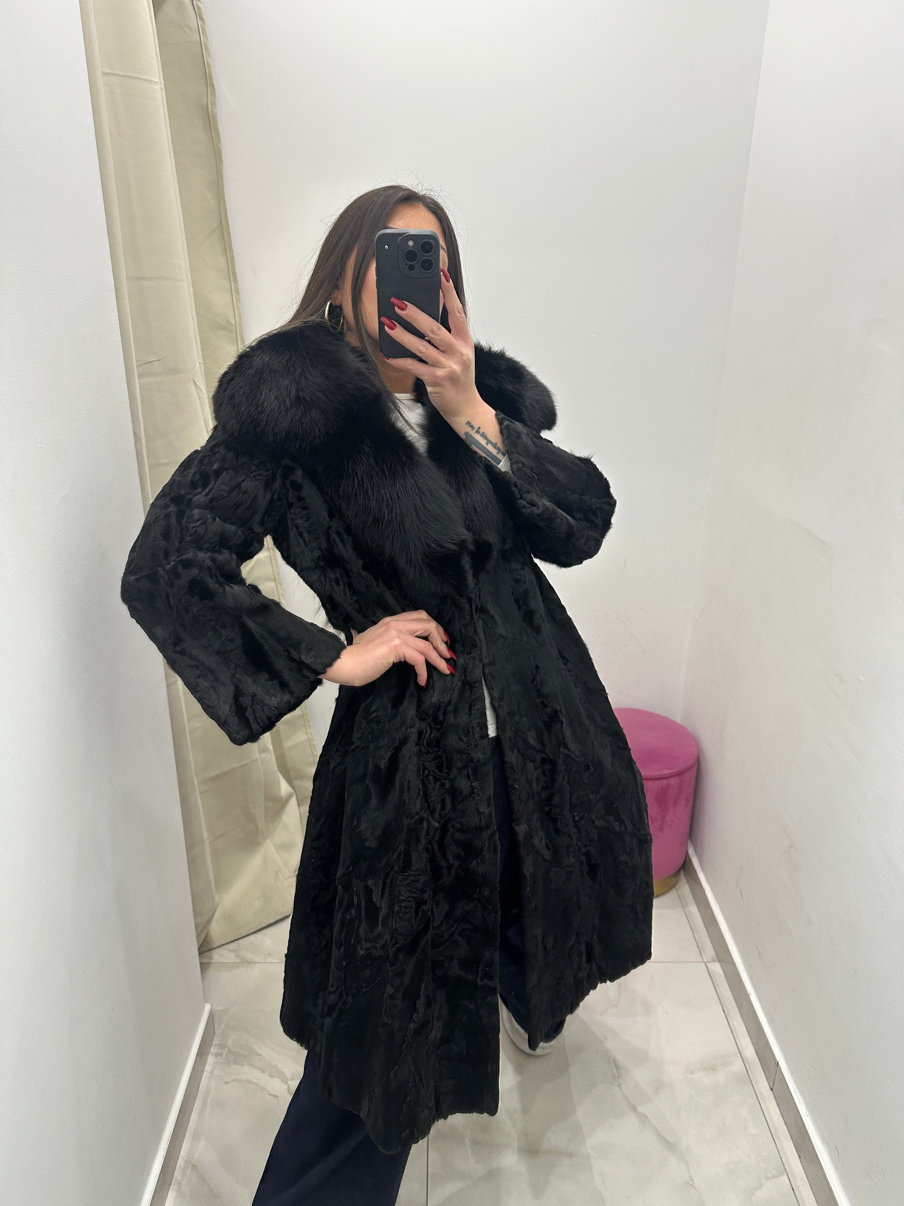 Pelliccia vera vintage nera lunga