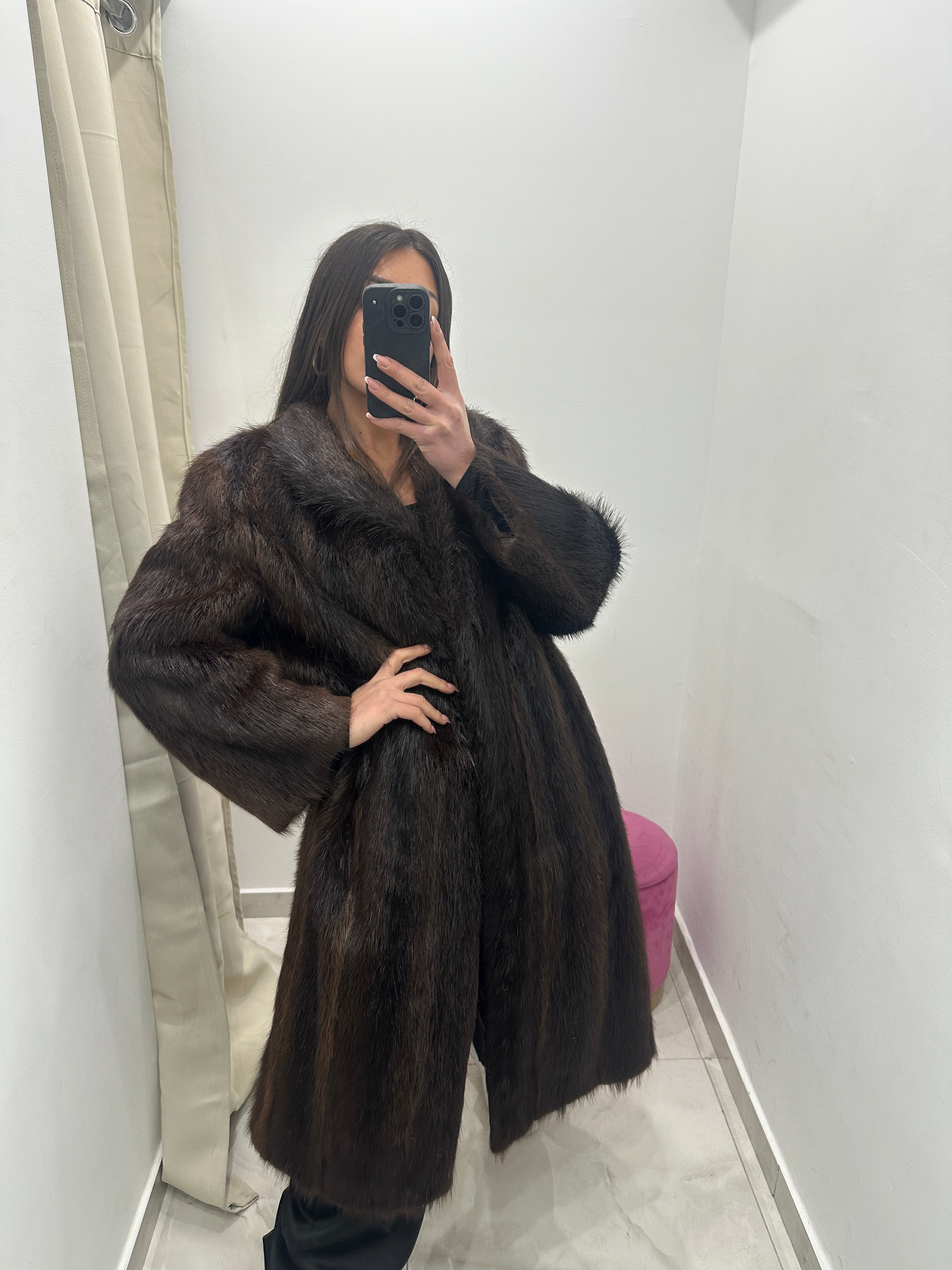 Pelliccia vera vintage marrone scuro lunga