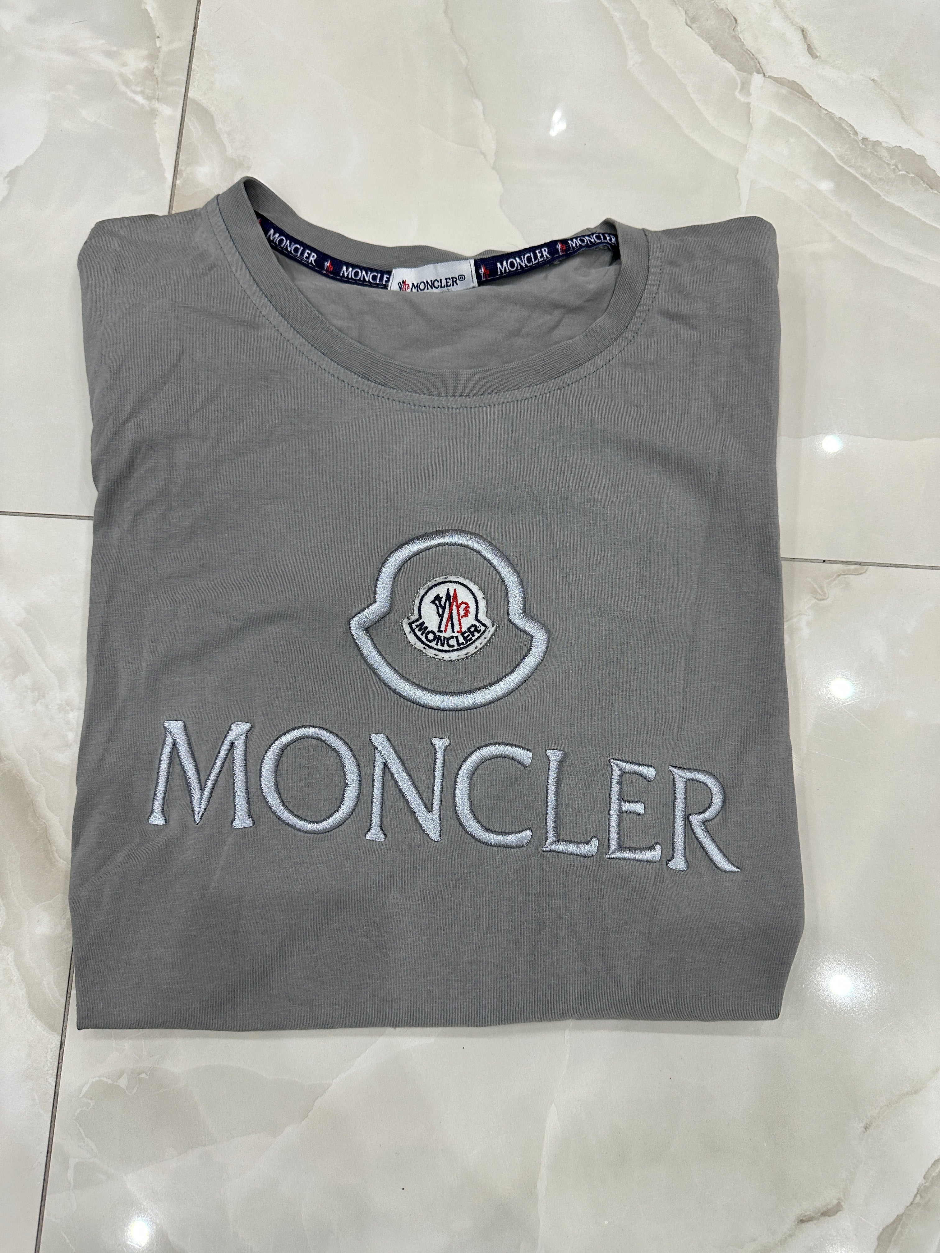 T-Shirt vintage firmato grigio
