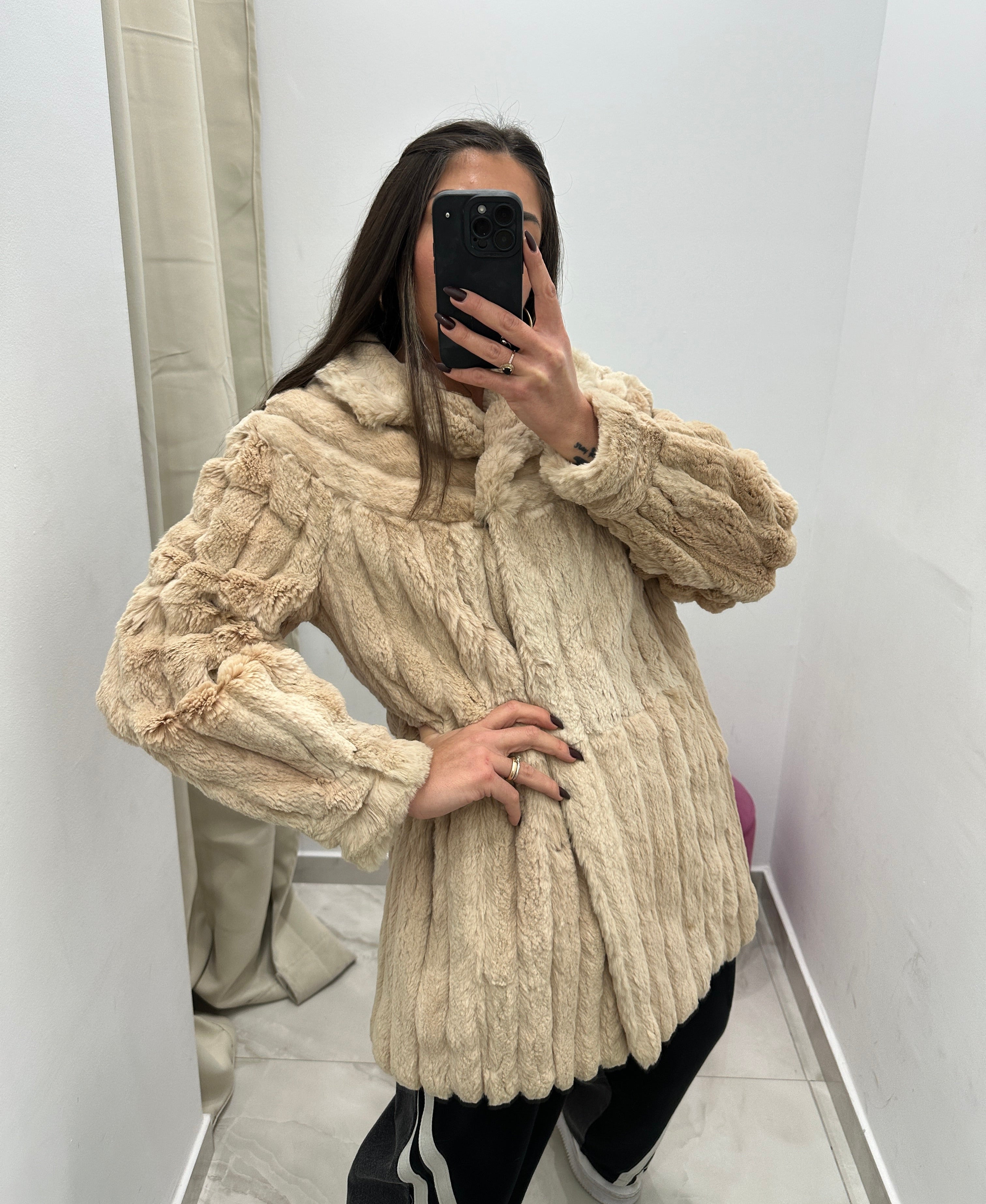 Pelliccia vera vintage beige chiaro