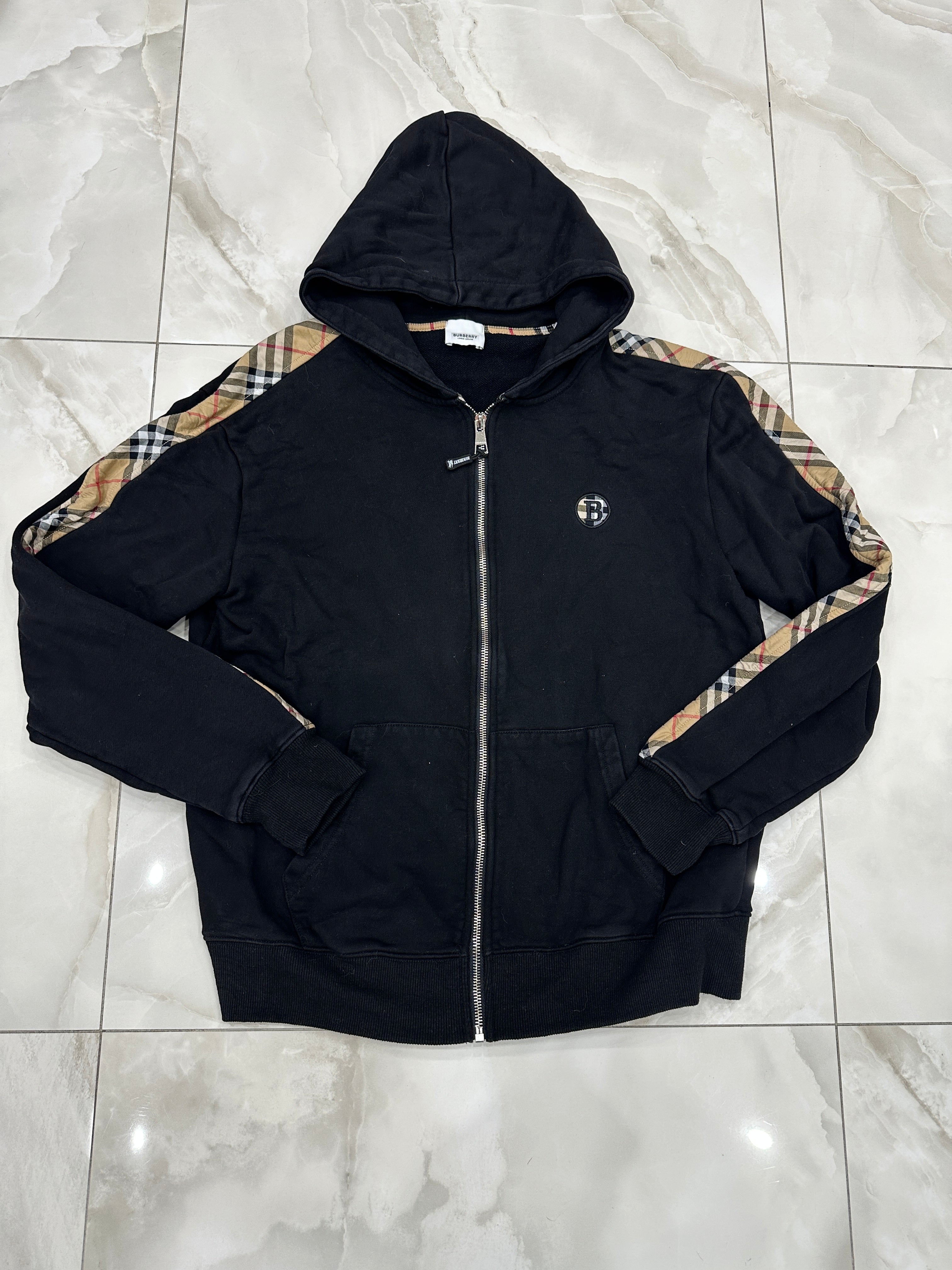 Felpa vintage nera firmato con zip e con cappuccio