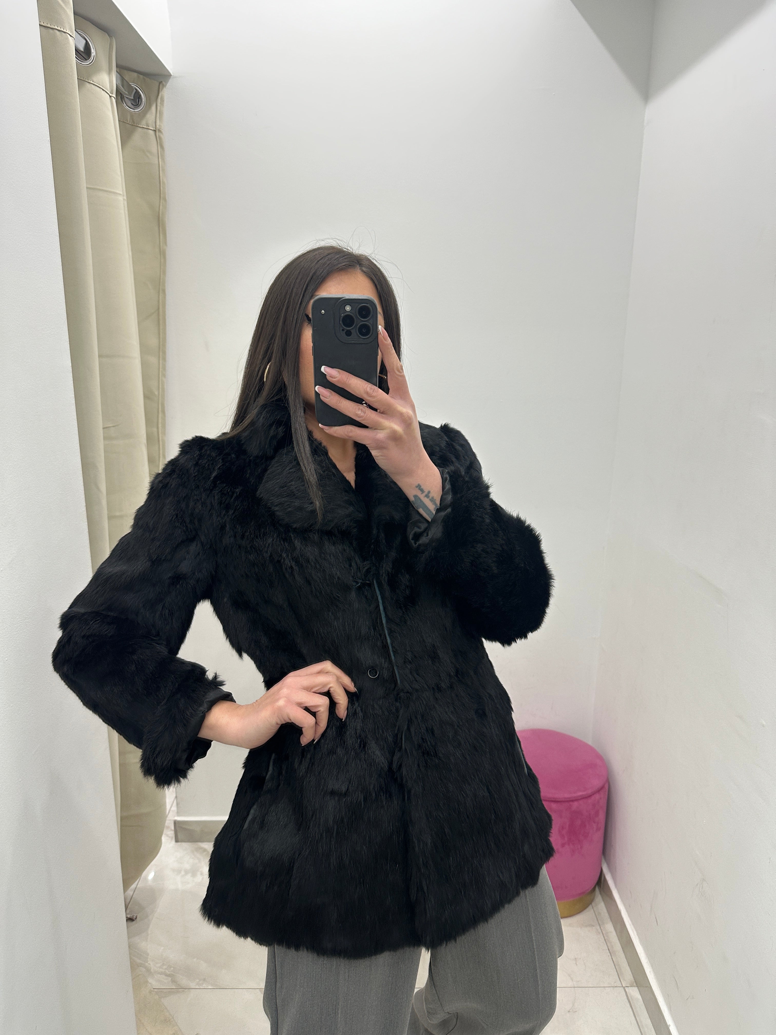 Pelliccia vera vintage in promo nera