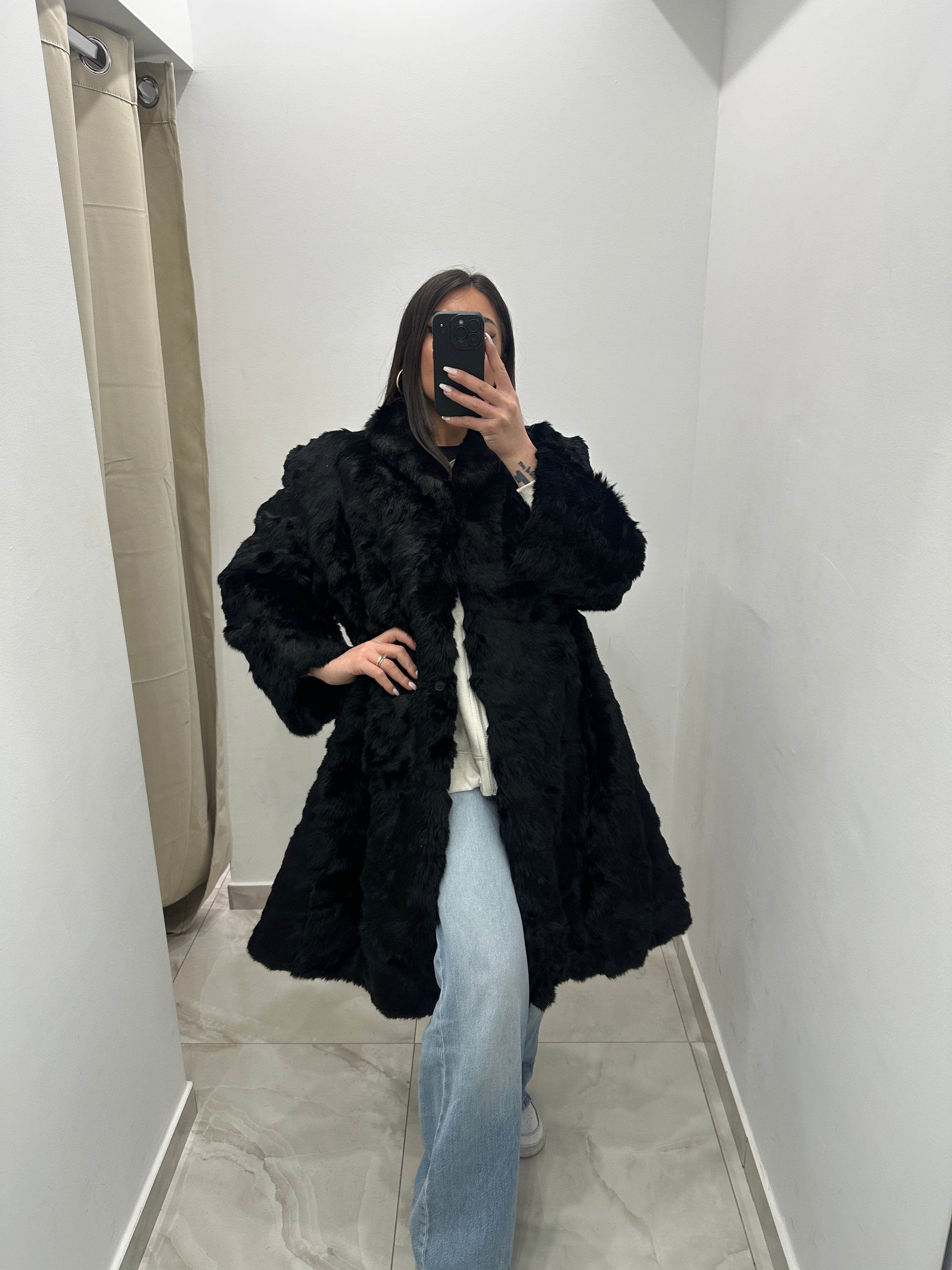 Pelliccia vera vintage nera lunga