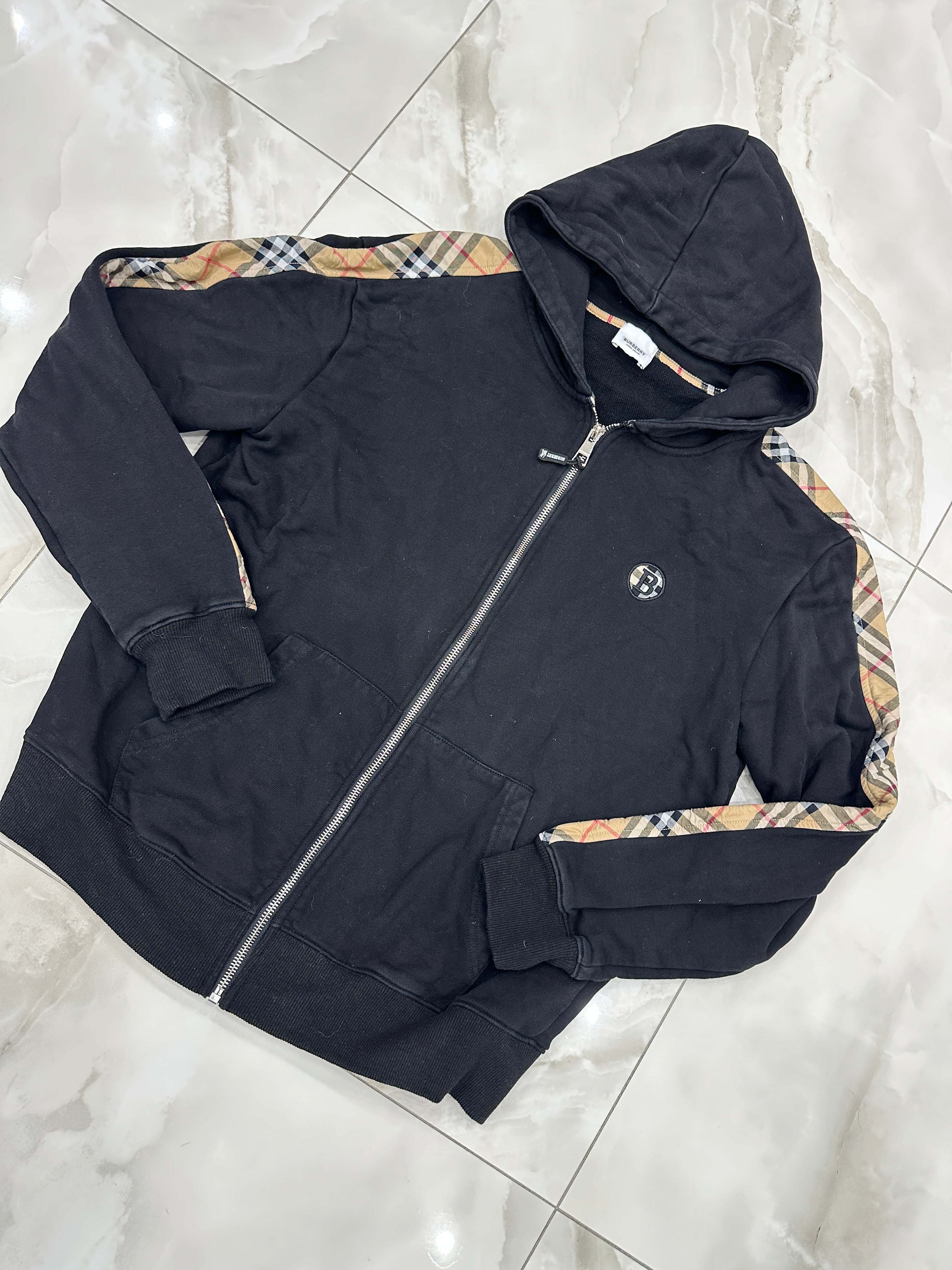 Felpa vintage nera firmato con zip e con cappuccio