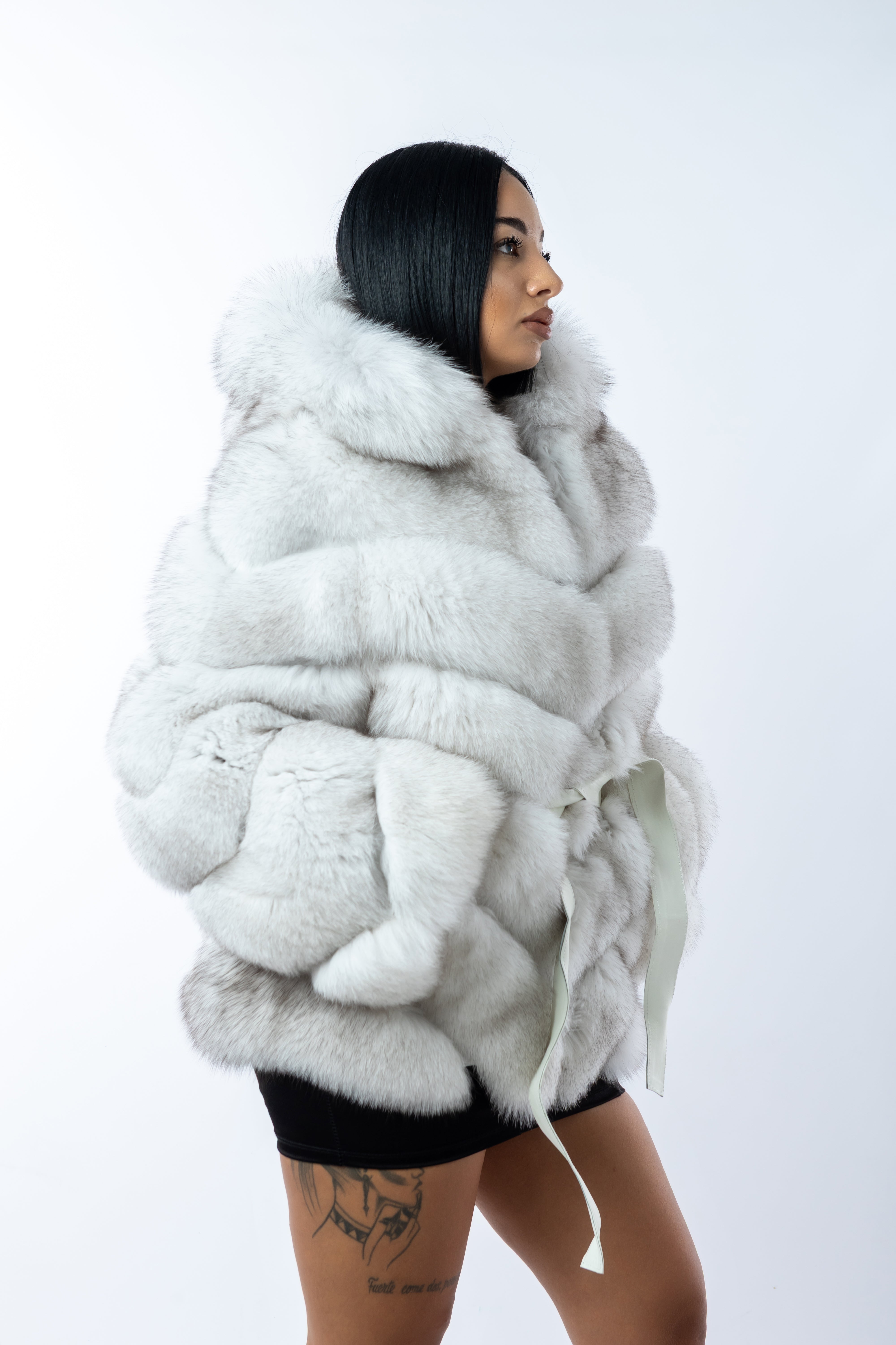 Pelliccia volpe white silver con cintura