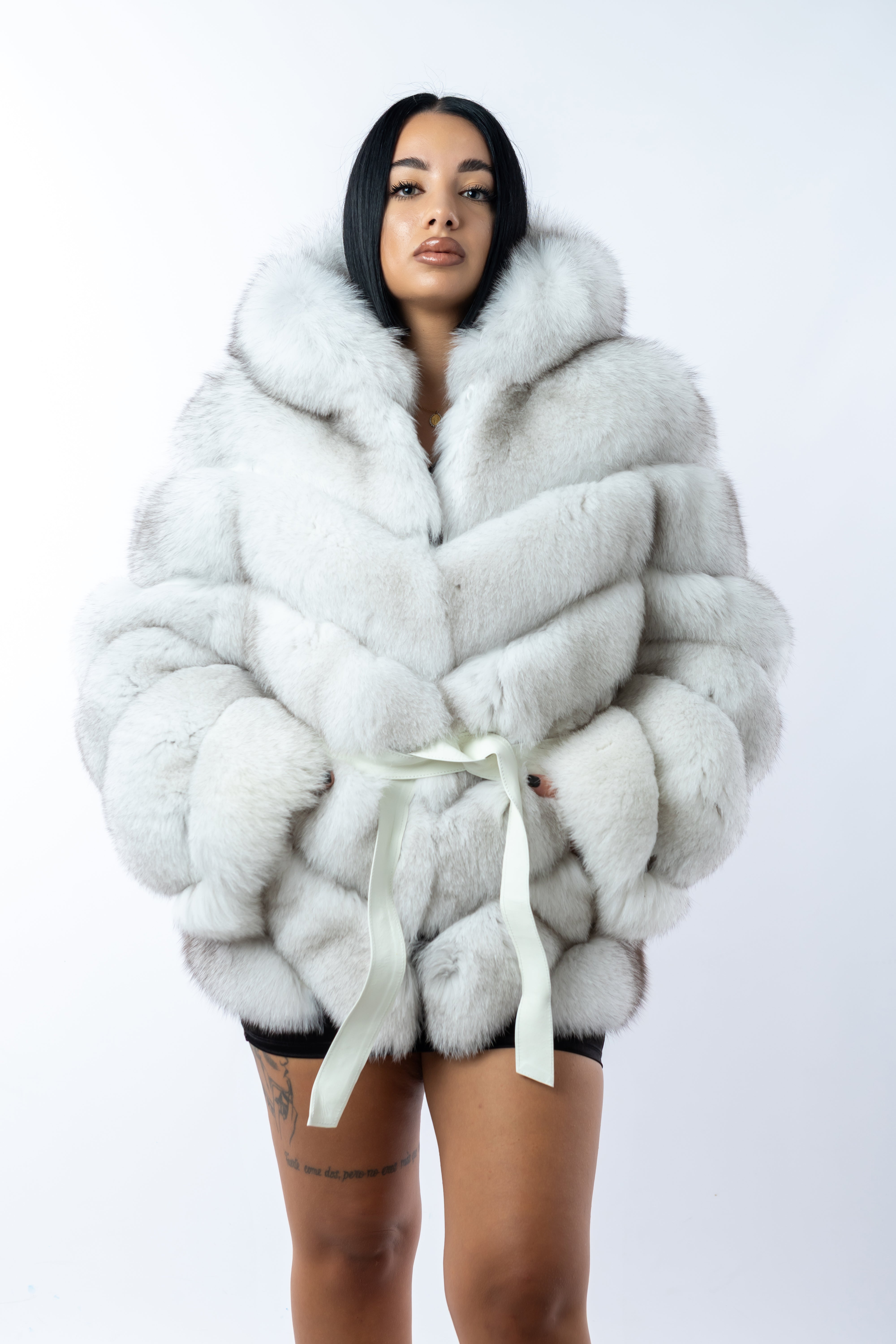 Pelliccia volpe white silver con cintura