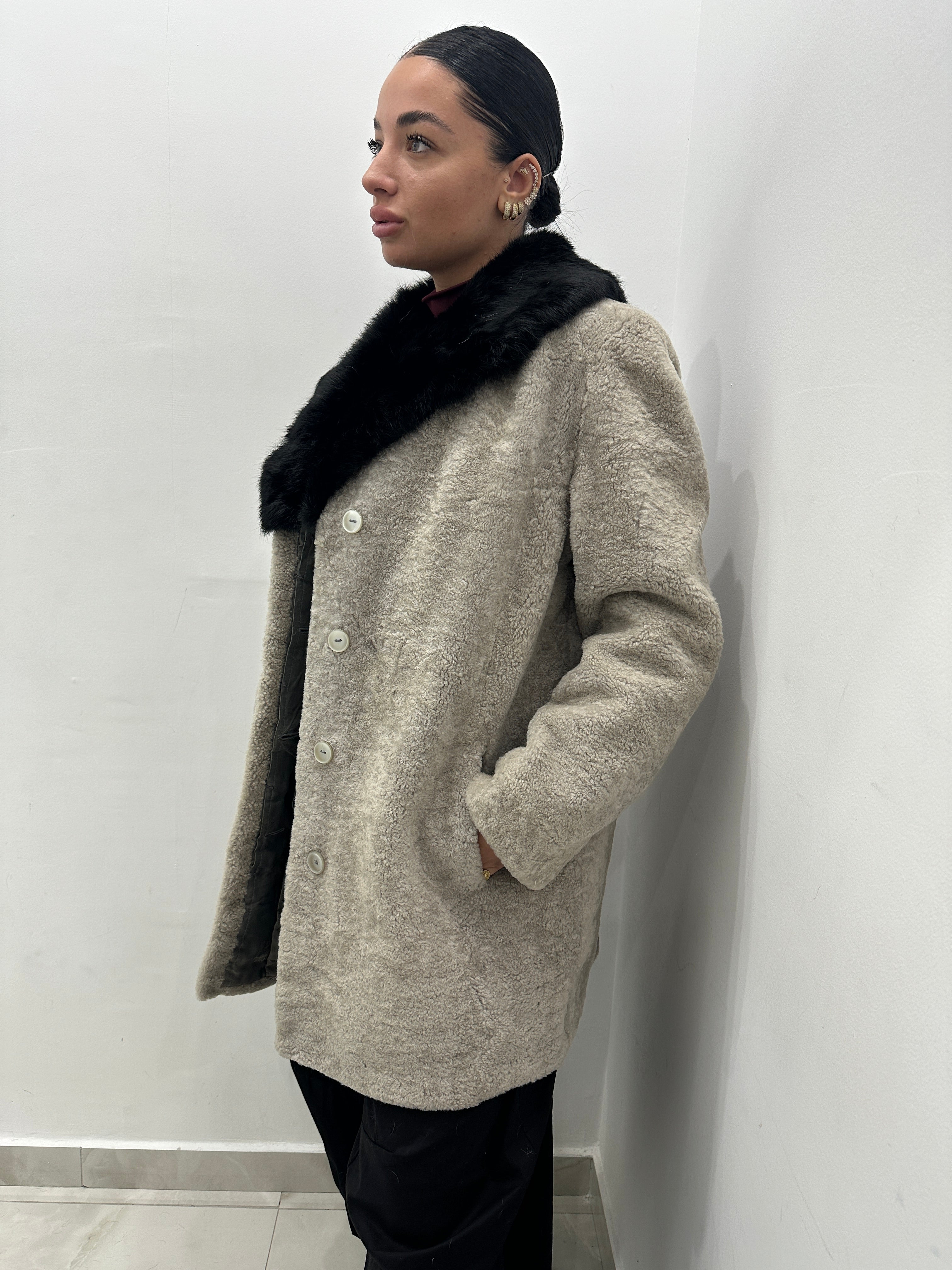 Pelliccia vera vintage grigia